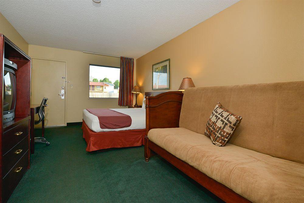 Econo Lodge Springfield I-44 Екстер'єр фото